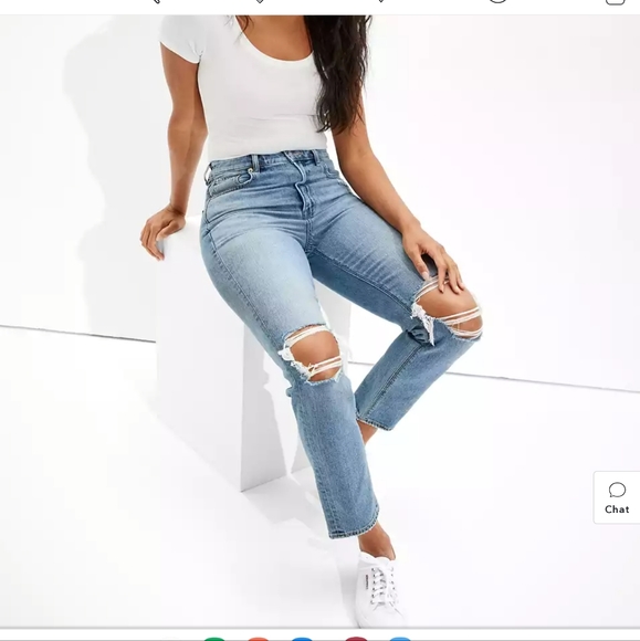 American Eagle Outfitters Denim - American Eagle Outfitters ripped knee Mom jeans